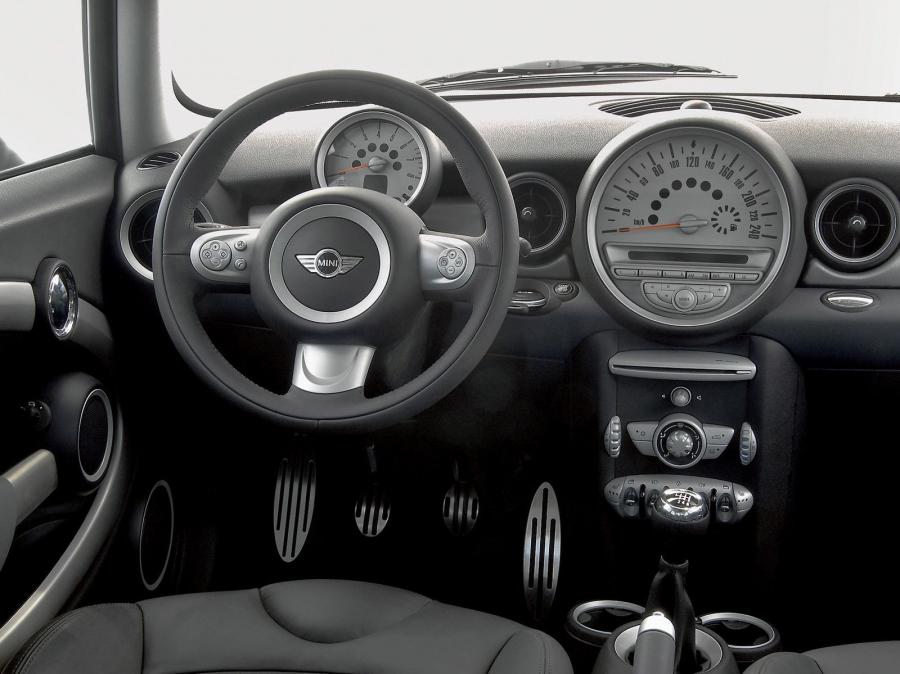  Mini Cooper S 2007 года  (фото 44 из 53)